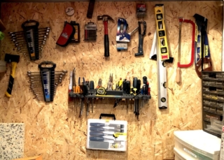 Work shed tools organized